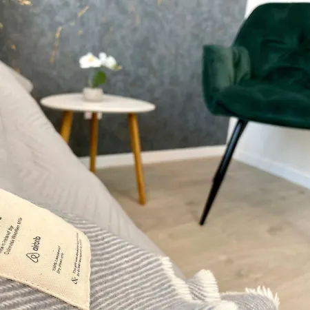 Apartment Mala Praha 日利纳 外观 照片